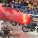 Moto pega fogo na sapucai