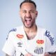 Neymar com a camisa do santos
