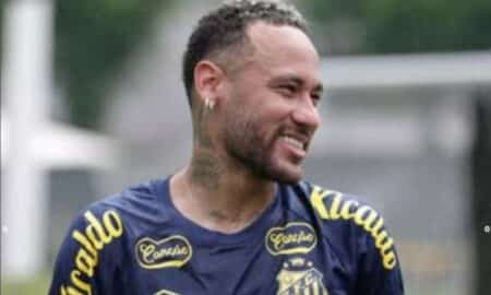 Neymar no treino do Santos