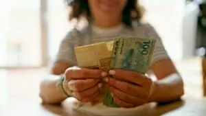 Bolsa Família, Pé-de-Meia e outros benefícios: saiba quais pagamentos do governo chegam em agosto de 2026
