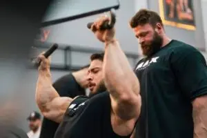 Ramon Dino travels to the US for immersion with Derek Lunsford and intensifies preparation with new coach