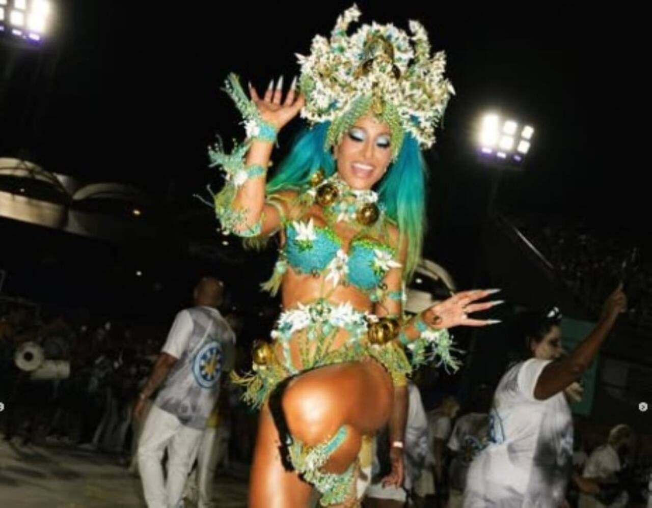 Carnaval 2025: Paolla Oliveira, Sabrina Sato e Viviane Araújo brilham em ensaios