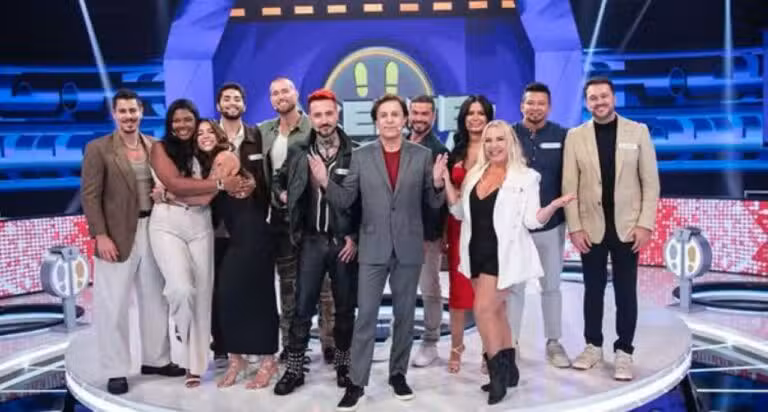 Tom Cavalcanti e participantes de ''A Fazenda 16''