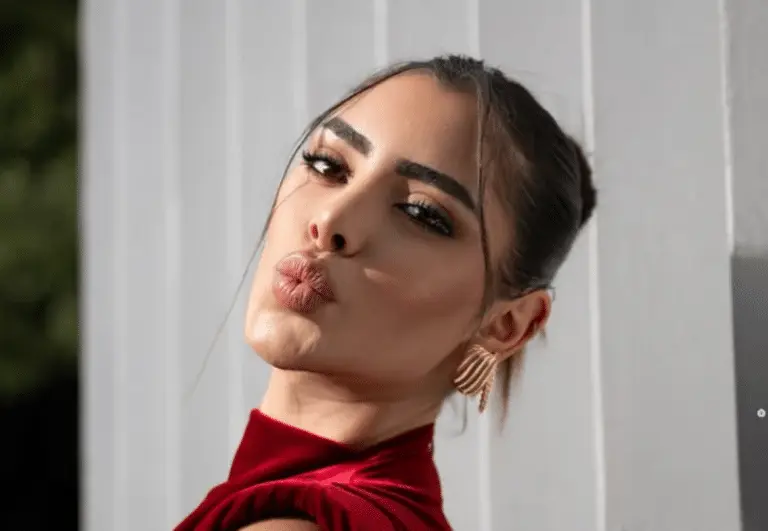 Victoria Ruiz