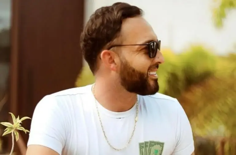 William Gusmão.