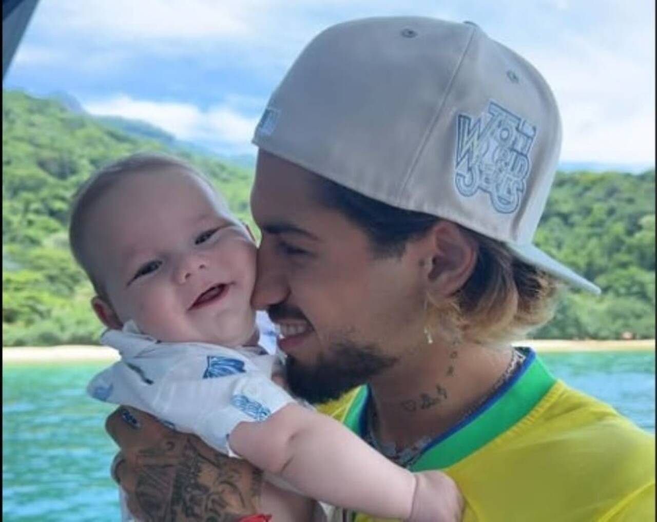 Zé Felipe leva filho ao médico e comenta sobre peso do bebê, que está acima da média