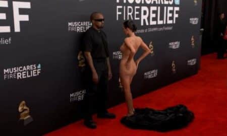Bianca Censori vestido