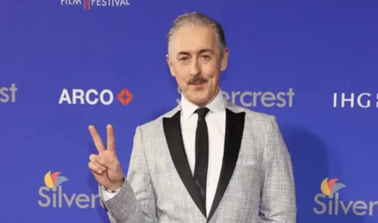 Alan Cumming