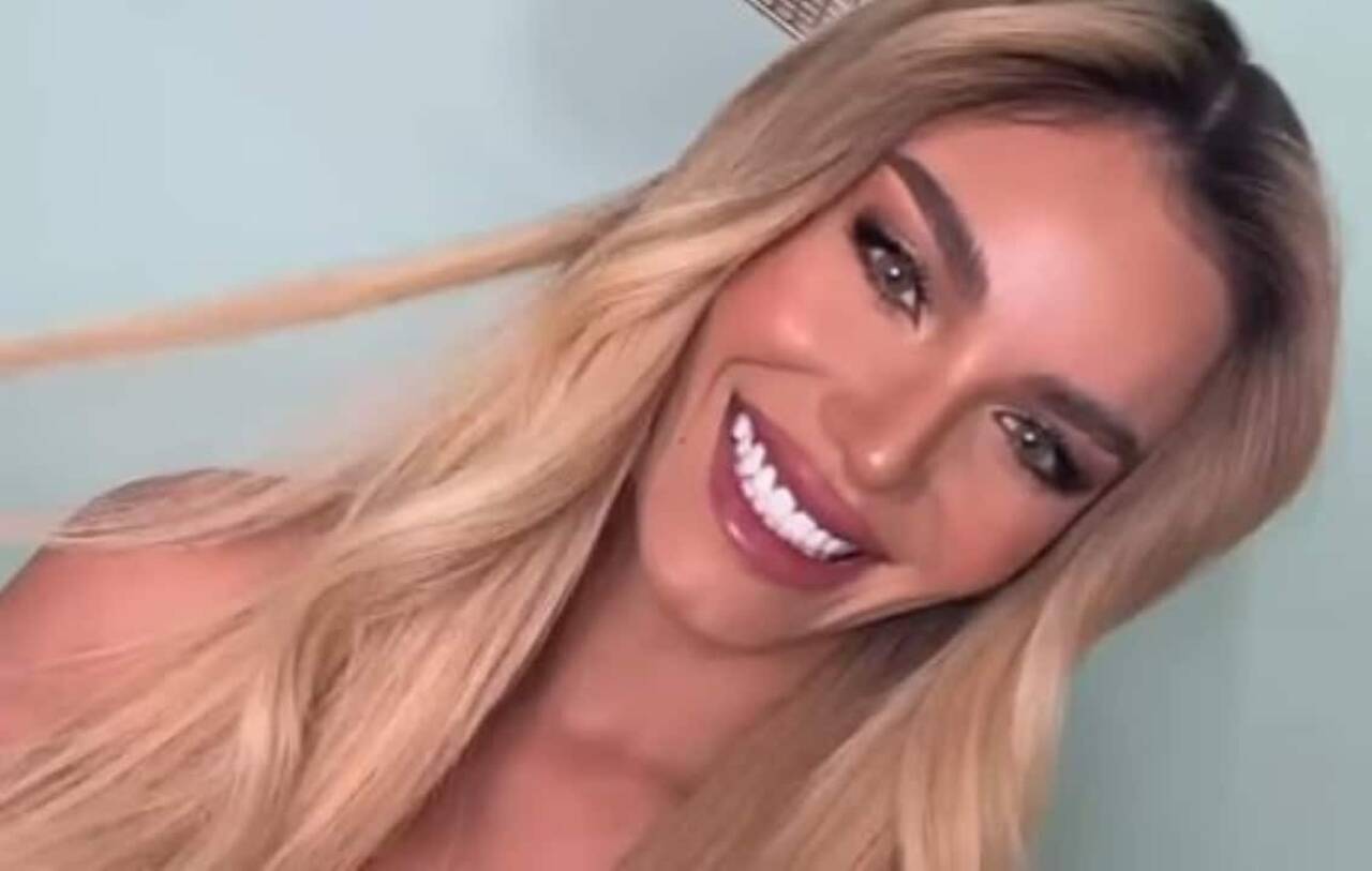 Aleska Genesis