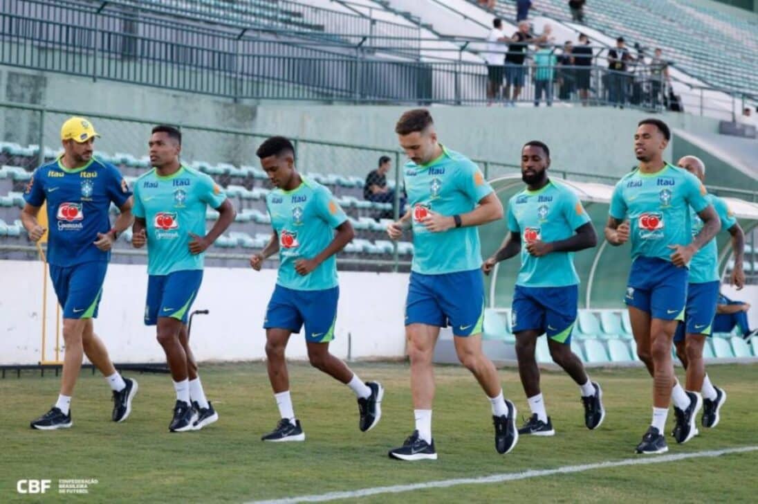 Alex Sandro, Estêvão, Léo Ortiz, Gerson e Gabriel Magalhães realizaram trabalhos de recuperação muscular