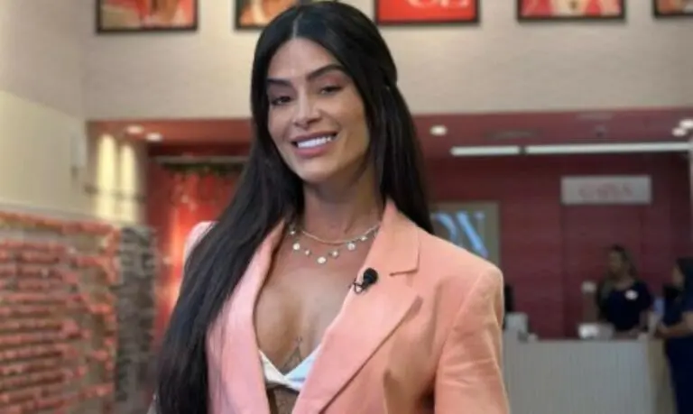 Aline Campos
