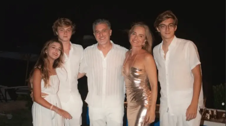 Angelica e Luciano Huck com os filhos