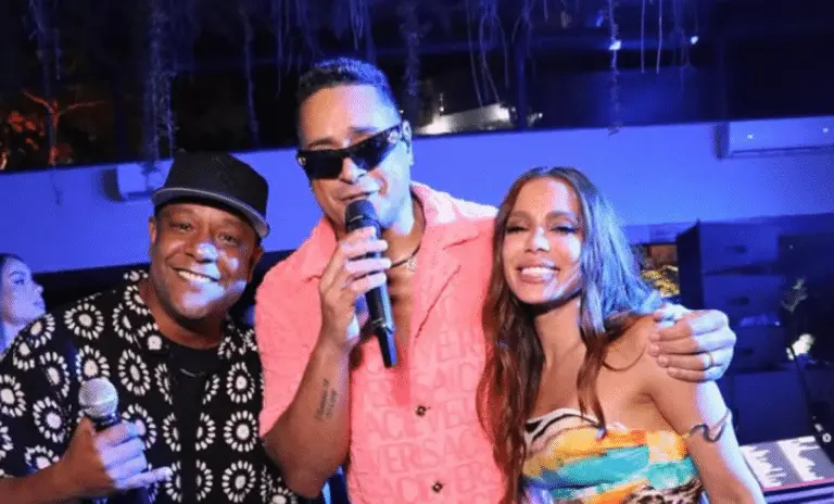 Anitta em evento