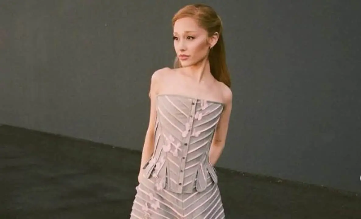 Ariana Grande –
