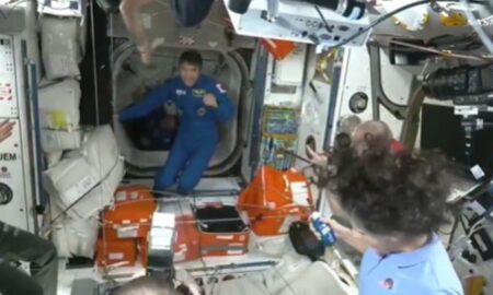 Astronautas resgatados