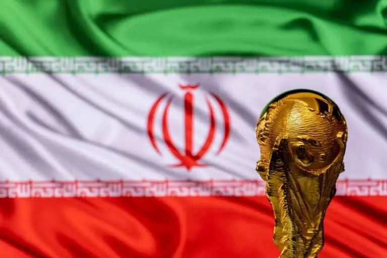 Bandeira do Irã, troféu da Copa do Mundo