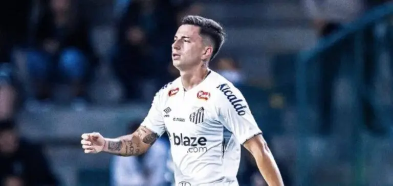 Substituto de Neymar, Barreal marca golaço e impulsiona o Santos em jogo aberto contra o Vasco