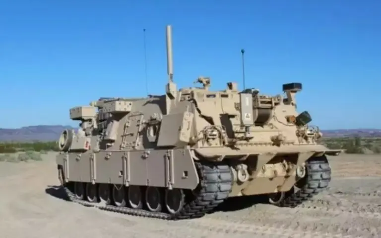 Blindado modelo M88 do Exército EUA