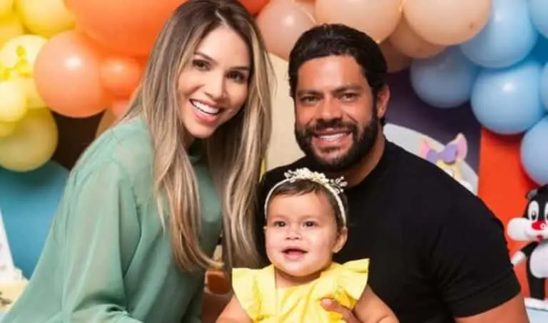 Camila Ângelo, Aisha e Hulk