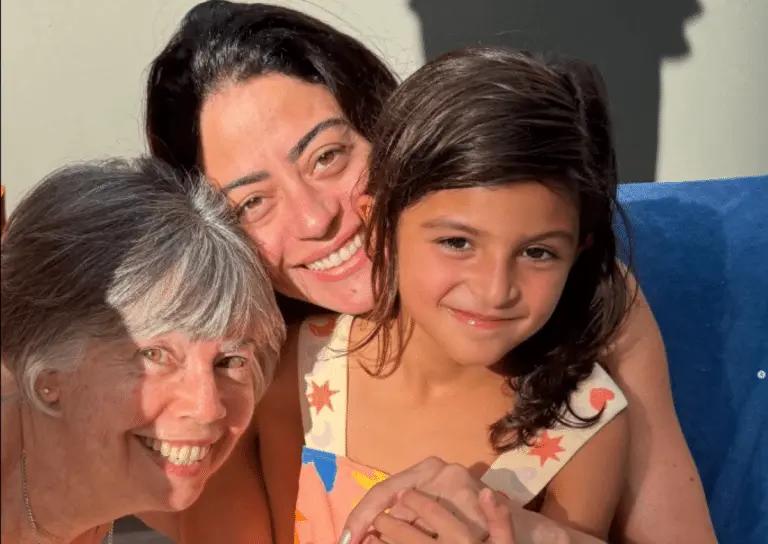 Carol Castro com filha