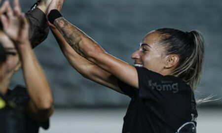 Saiba onde assistir Juventude x Corinthians ao vivo: jogo das Brabas na Fazendinha às 16h