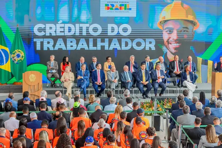 Crédito ao trabalhador Lula