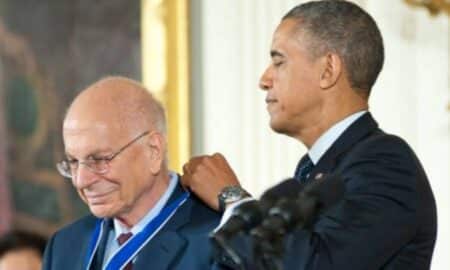Daniel Kahneman e o ex-presidente Barack Obama