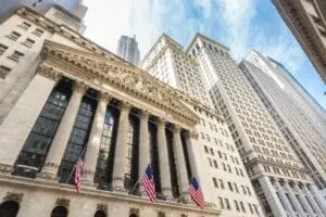 Die Fed senkt den Leitzins auf 3,75 % bis 4 %, aber Vorsitzender Powell stellt eine weitere Senkung im Dezember in Frage