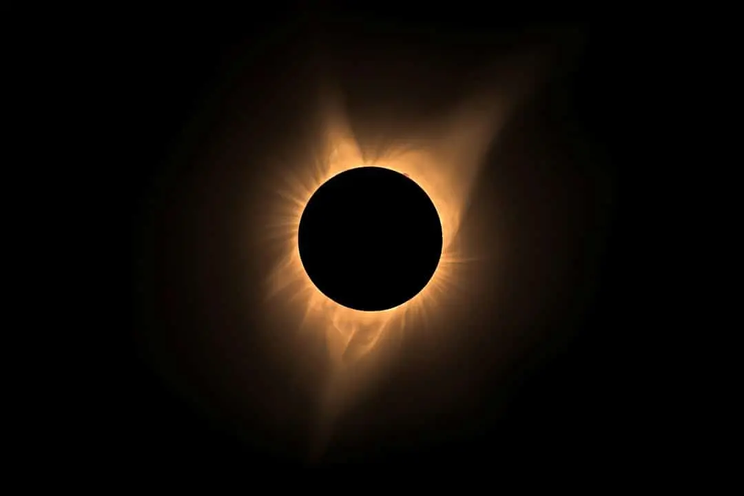 Eclipse Lunar
