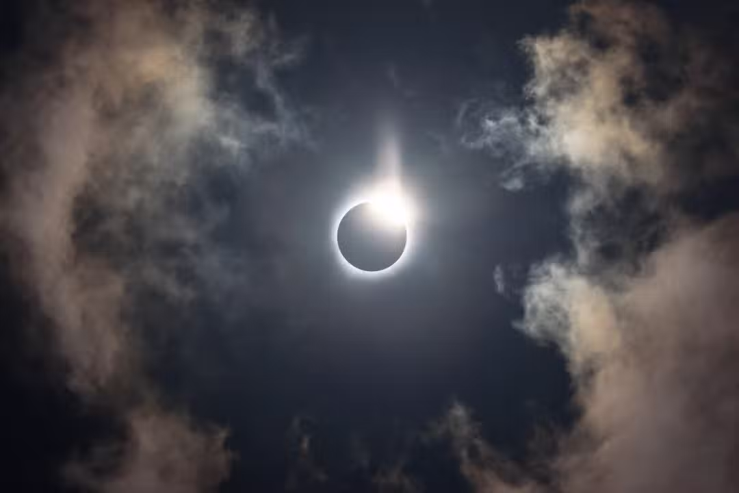 Eclipse Lunar