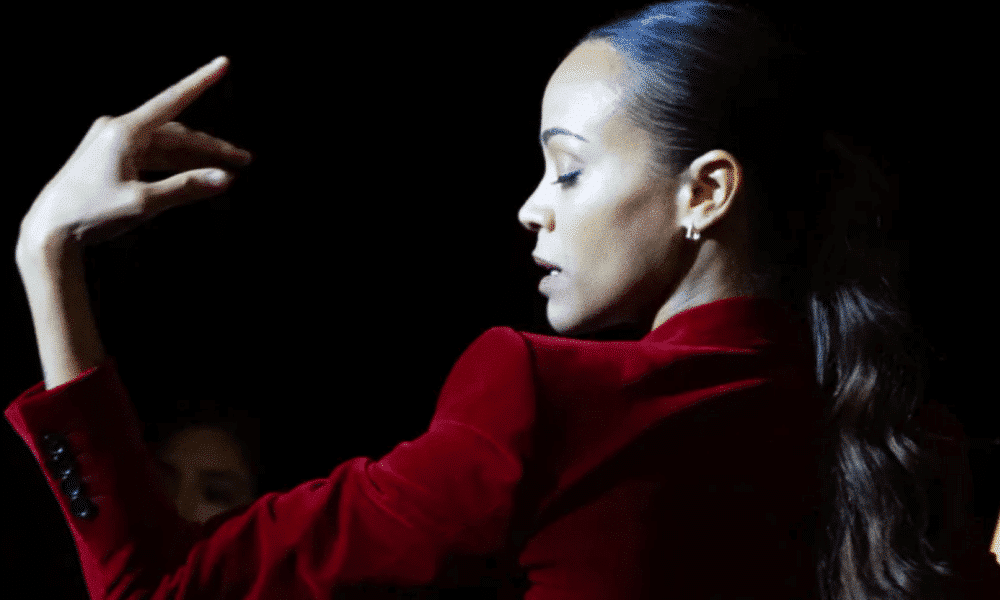 Zoe Saldaña shines at Oscars with Emilia Pérez performance