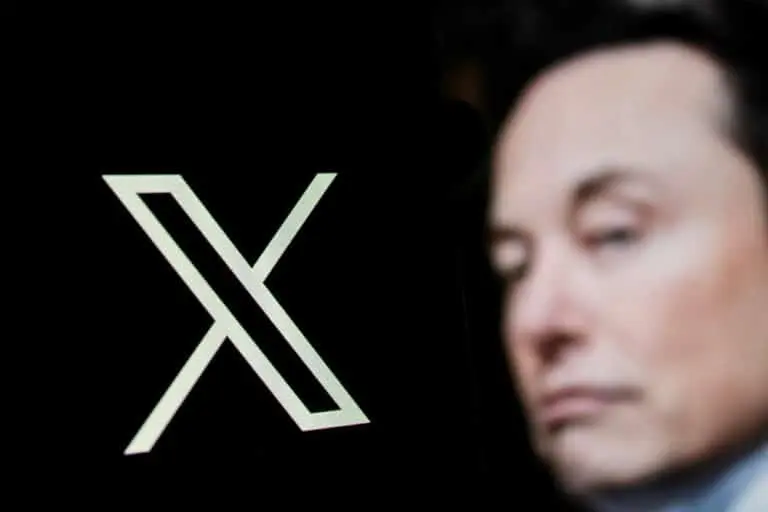 Elon Musk e X