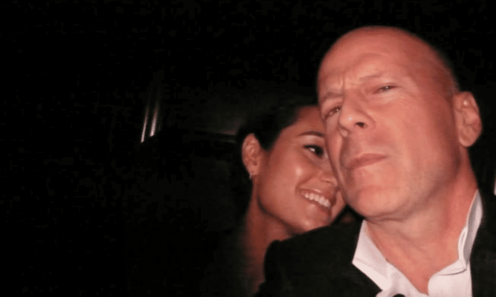 Emma Heming exalta 16 anos de amor com Bruce Willis em homenagem emocionante