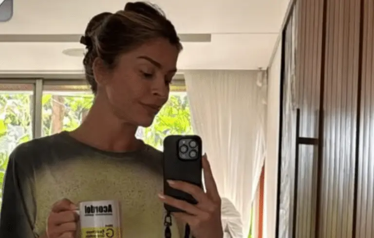 Grazi Massafera de pijama