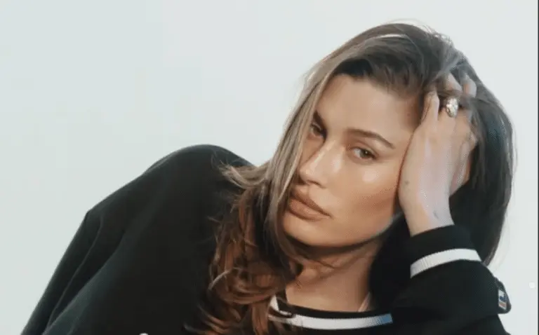 Hailey Bieber