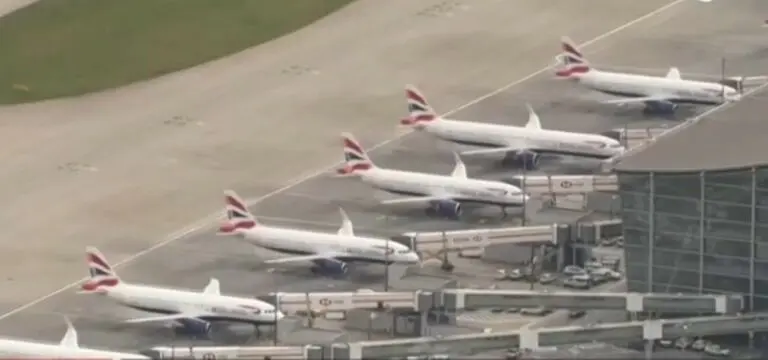 Heathrow fechado