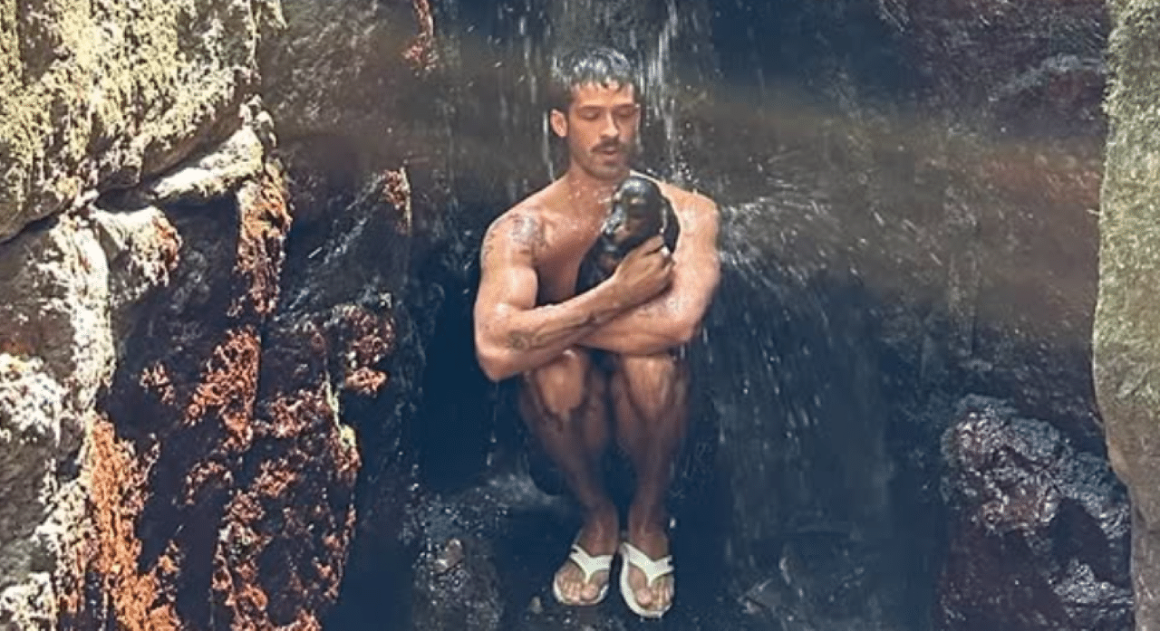 João Guilherme em cachoeira