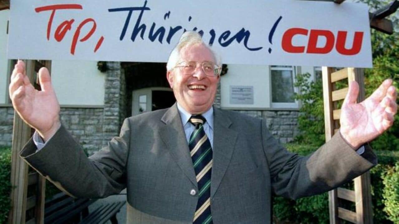 Morre Bernhard Vogel