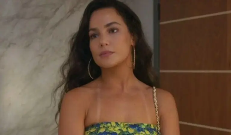 Rebeca em 'Beleza Fatal'