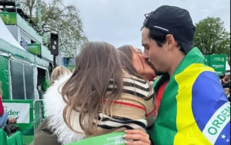 Sabrina Sato e Nicolas Prattes