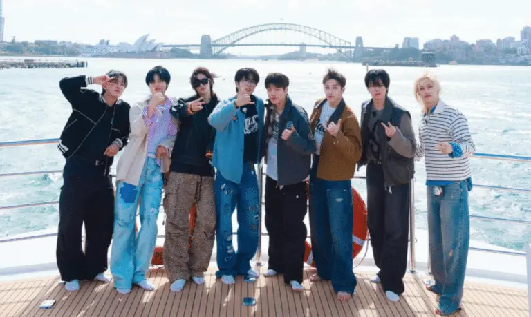 Stray Kids