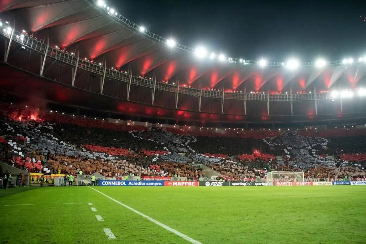 Torcida do Flamengo no Maracanã