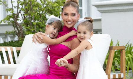 Virginia com as filhas em casamento