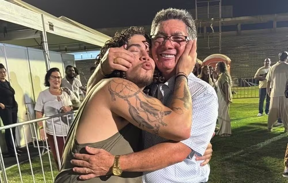 Whindersson Nunes e o pai, Hidelbrando Batista