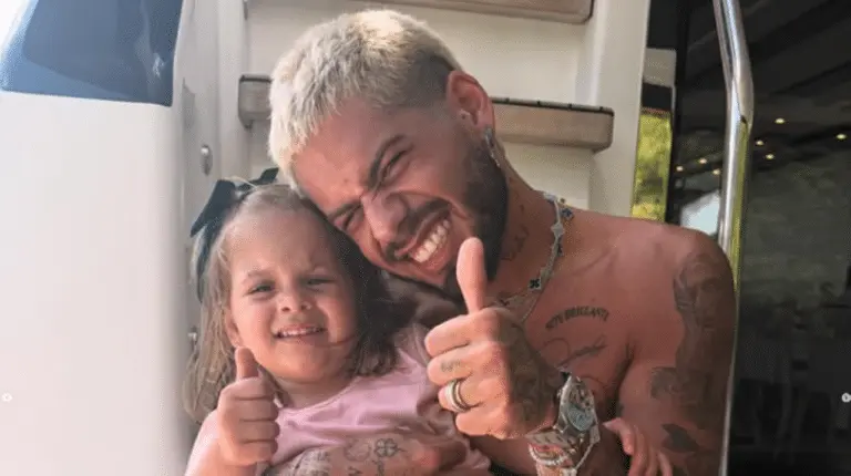Zé Felipe com Maria Flor
