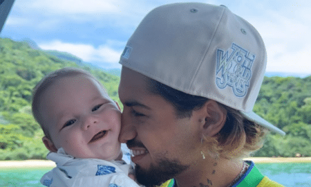 Zé Felipe com o filho