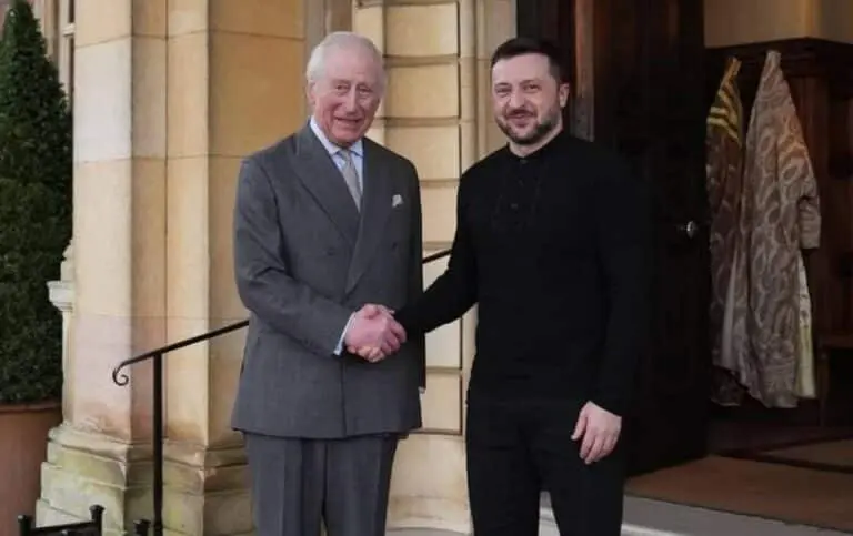 Charles e Zelensky - Foto: Instagram