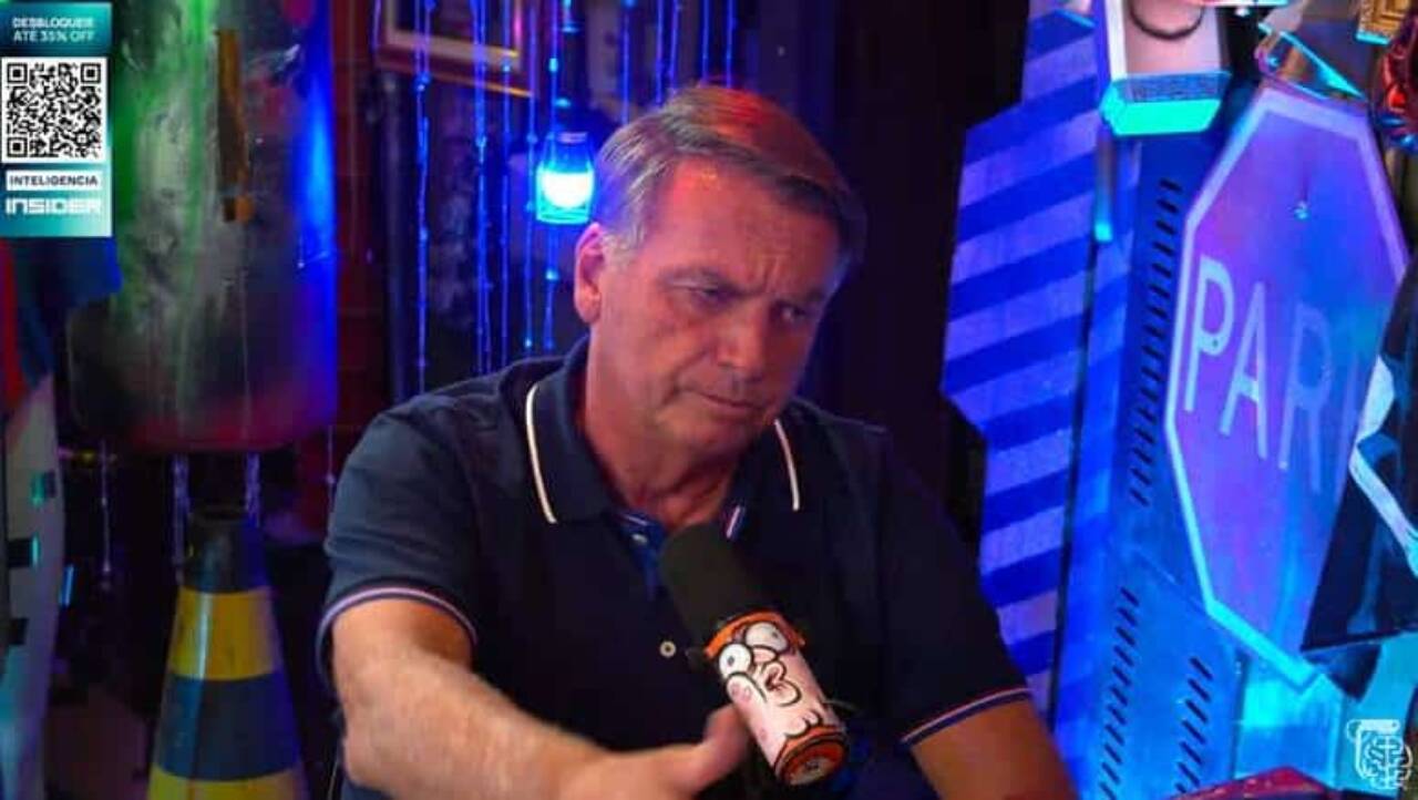 Jair Bolsonaro participa de live no Inteligência Ltda. com Tarcísio de Freitas: como assistir ao vivo hoje