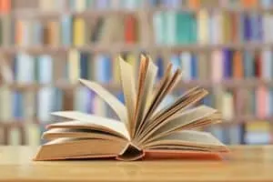 Como o BookTok revolucionou hábitos de leitura e vendas de livros no TikTok