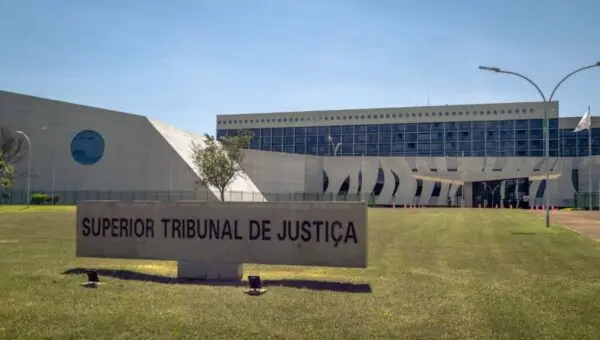STJ